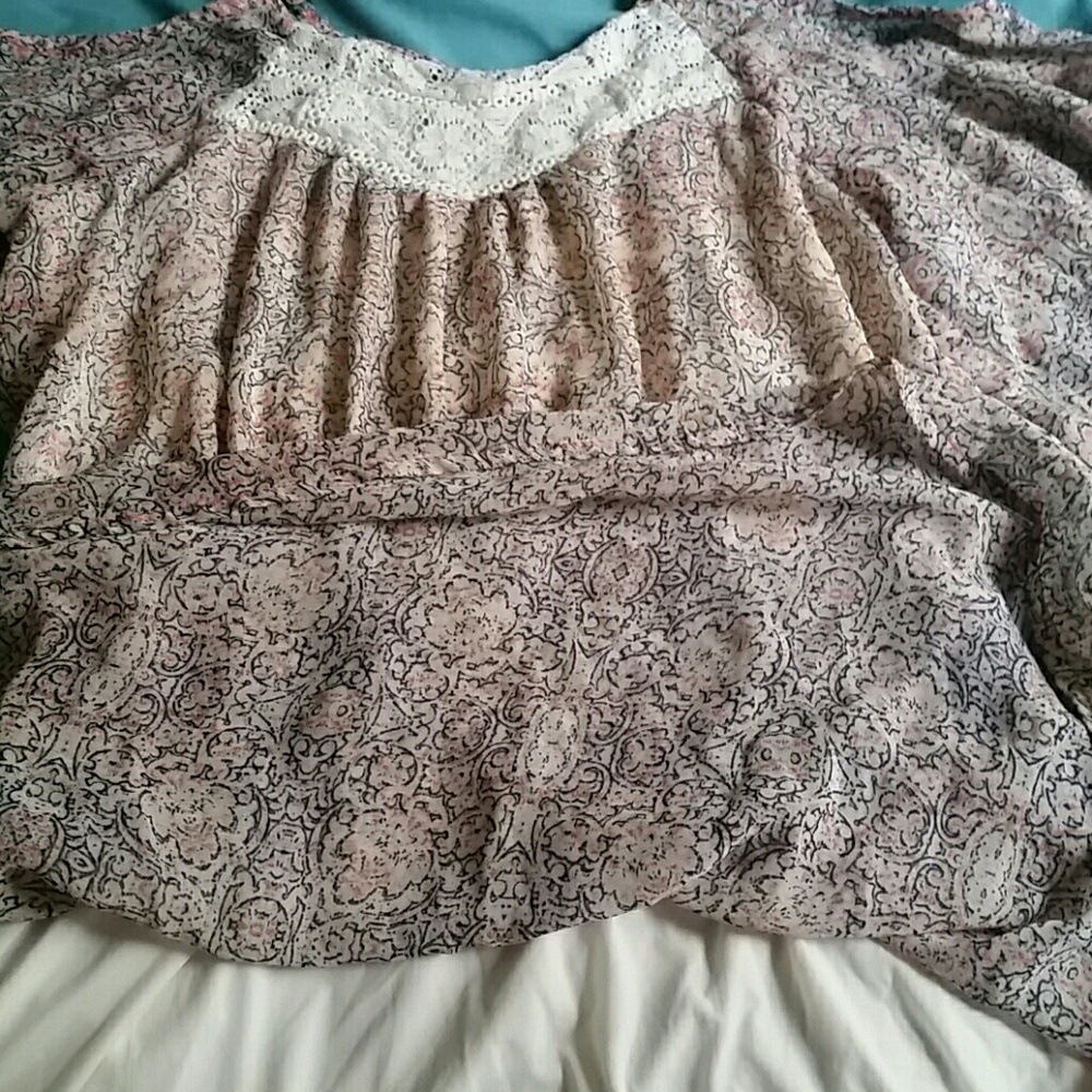 Shirt - Picture 4 of 4